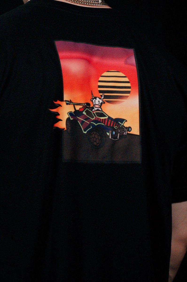 Sunset Musty Car T-Shirt - Amustycow